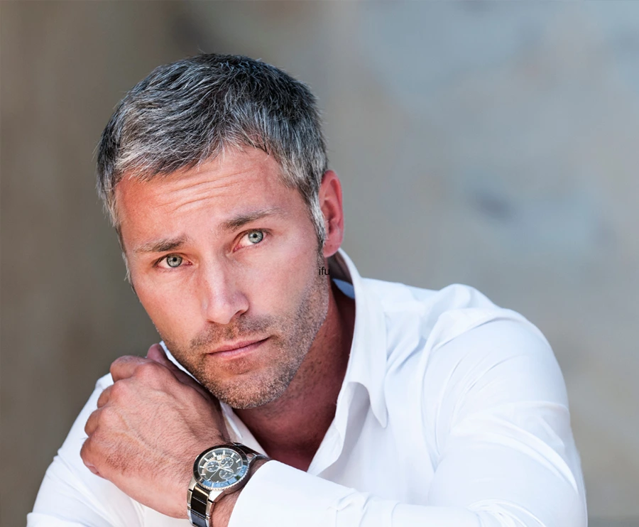 ted hair restoration reviews: man with full head of hair